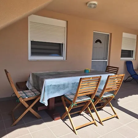 Appartement Vincek Vir