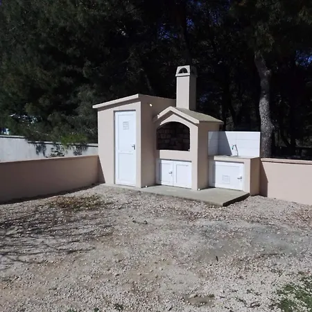 アパート Vincek ヴィル